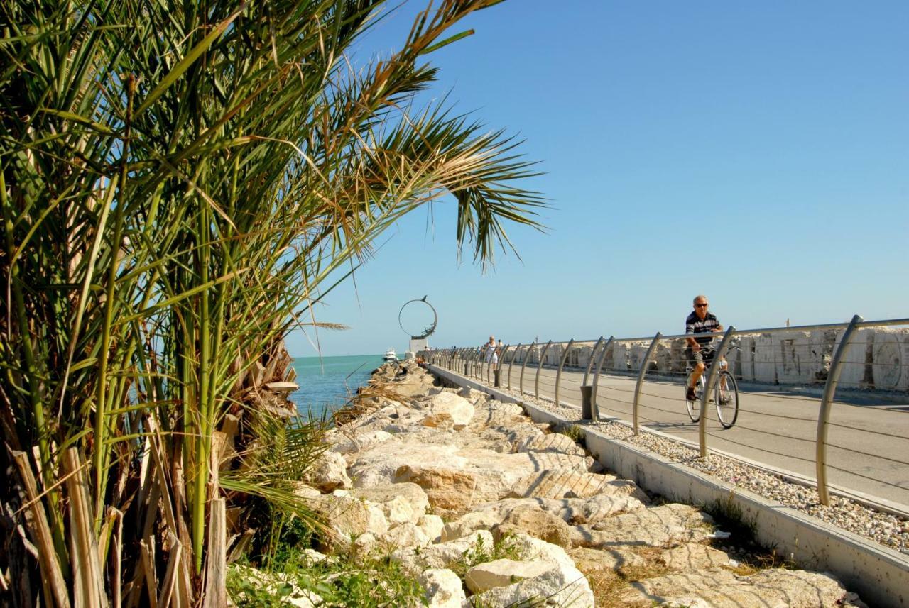 Casavacanze Estate 2 San Benedetto del Tronto Bagian luar foto