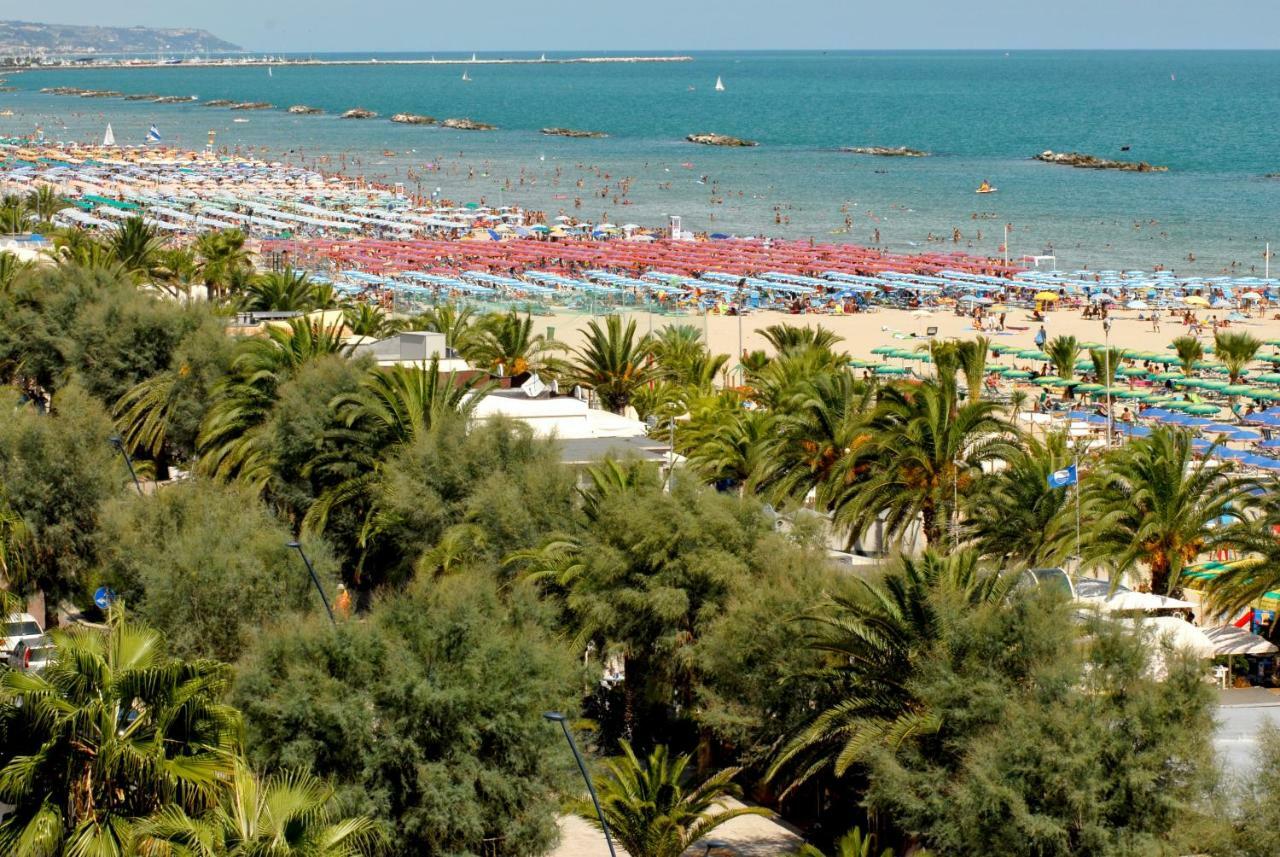 Casavacanze Estate 2 San Benedetto del Tronto Bagian luar foto